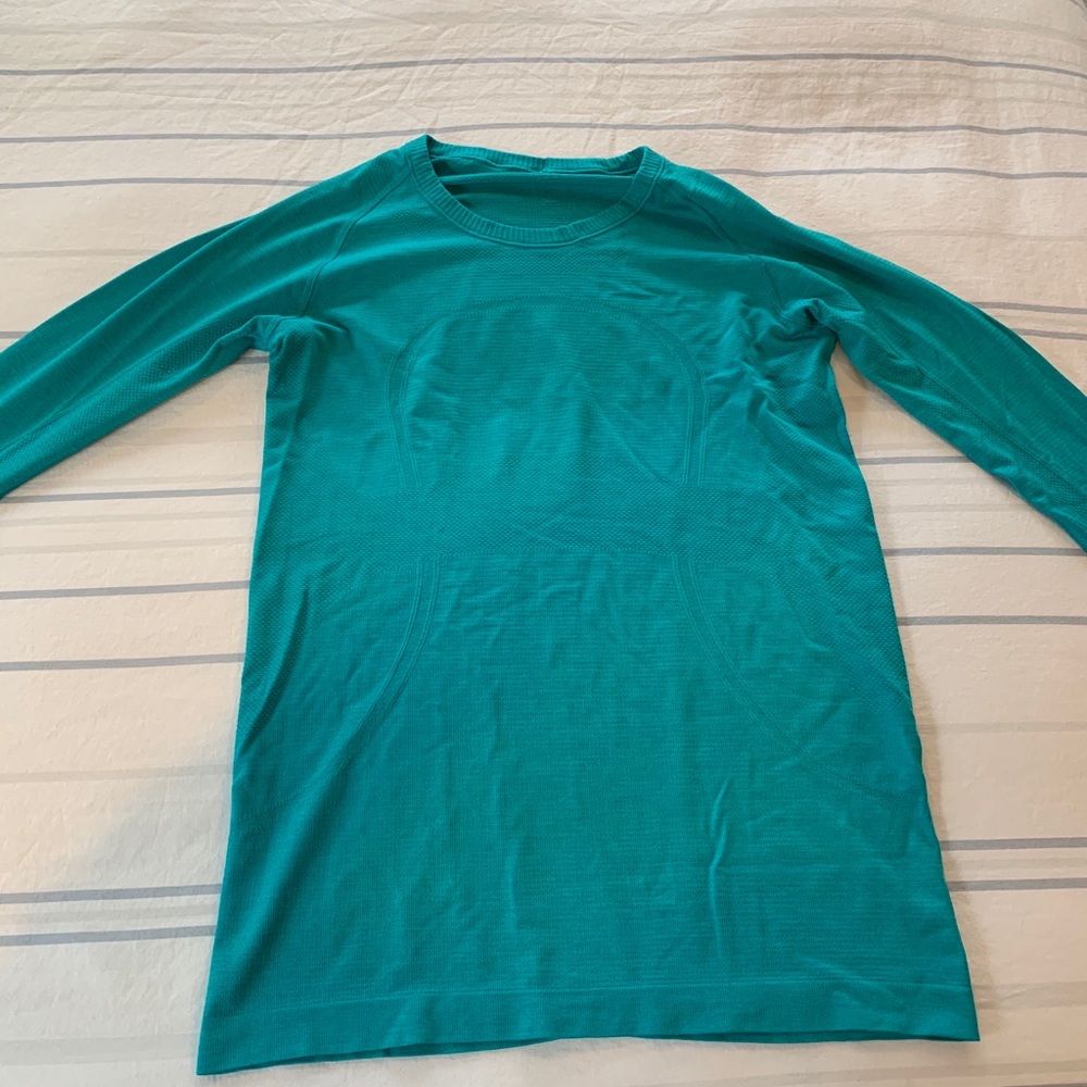 Lululemon Swiftly Tech Long Sleeve, 10, LIKE-NEW!